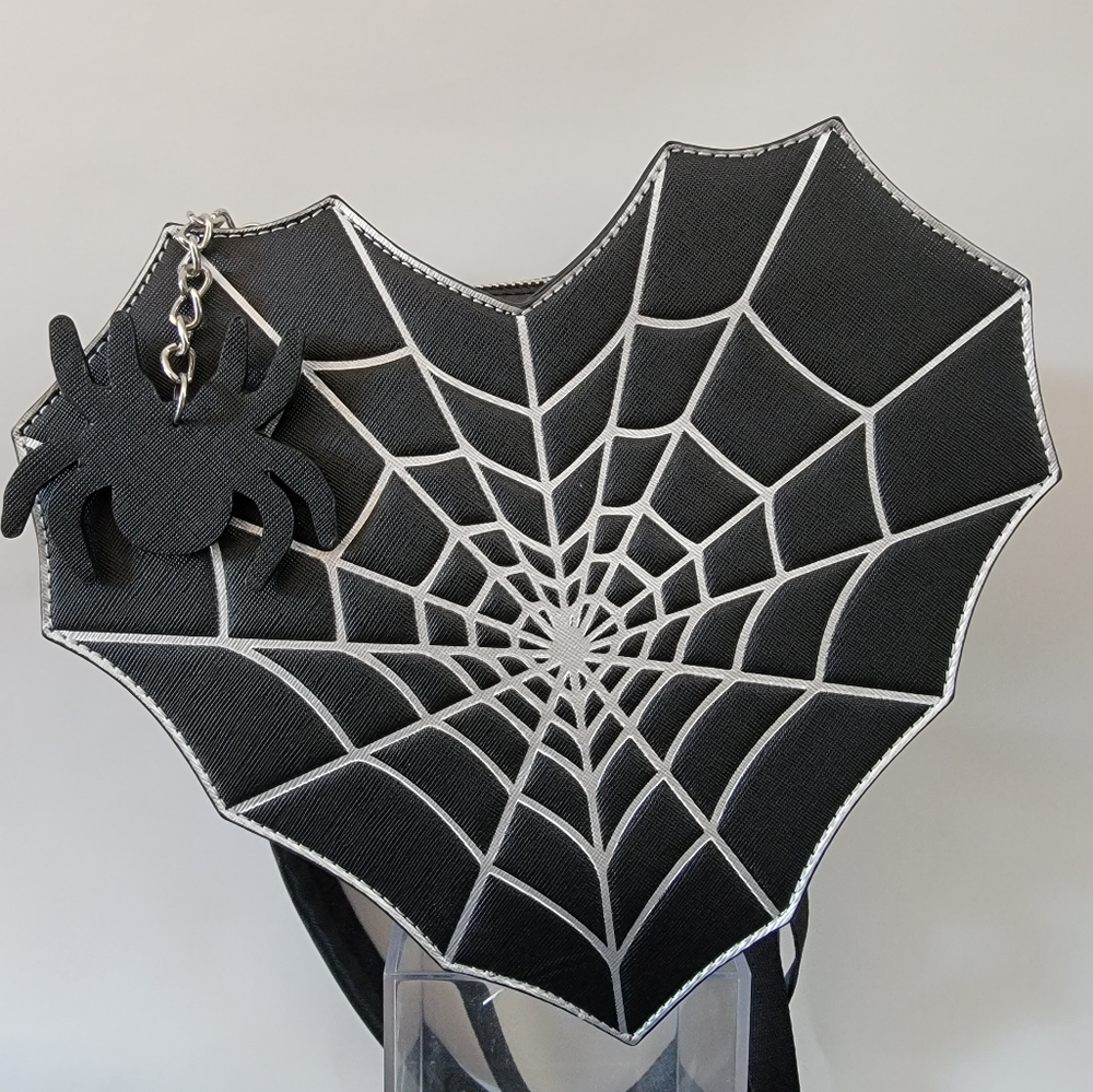 NWOT Halloween Spider Web Backpack Purse